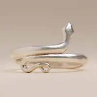 Серебряное энергетическое кольцо (Змеиное кольцо / Сарпасутра), Иша Лайф; Energized Silver Ring (Snake Ring / Sarpasutra), Isha Life